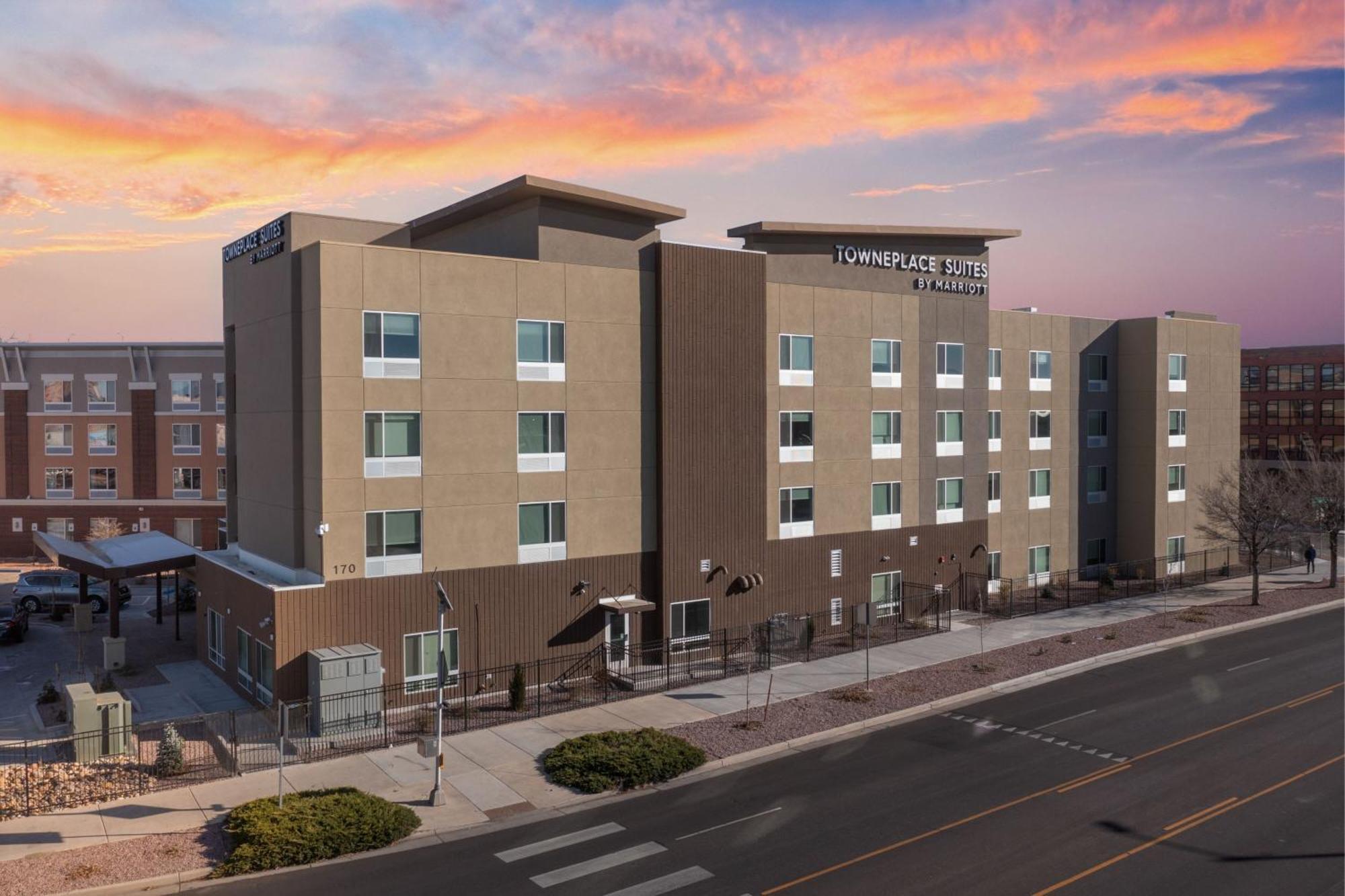 Towneplace Suites By Marriott Pueblo Downtown Esterno foto